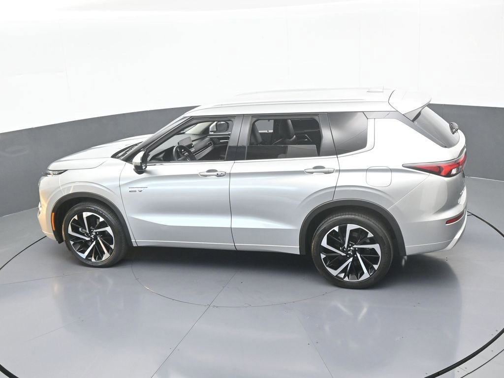 Used 2023 Mitsubishi Outlander SEL image 63