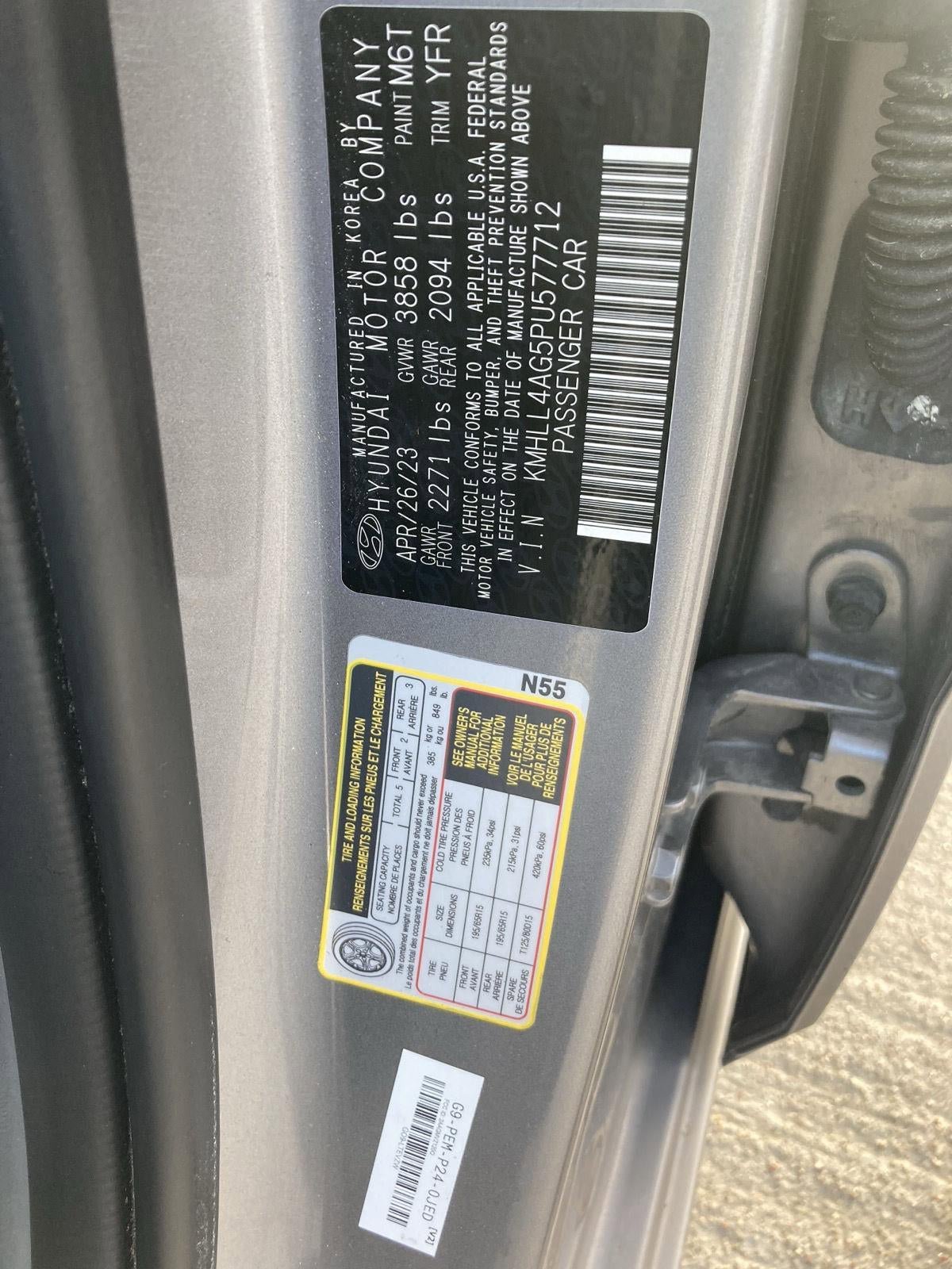 Used 2023 Hyundai Elantra SE FWD image 11