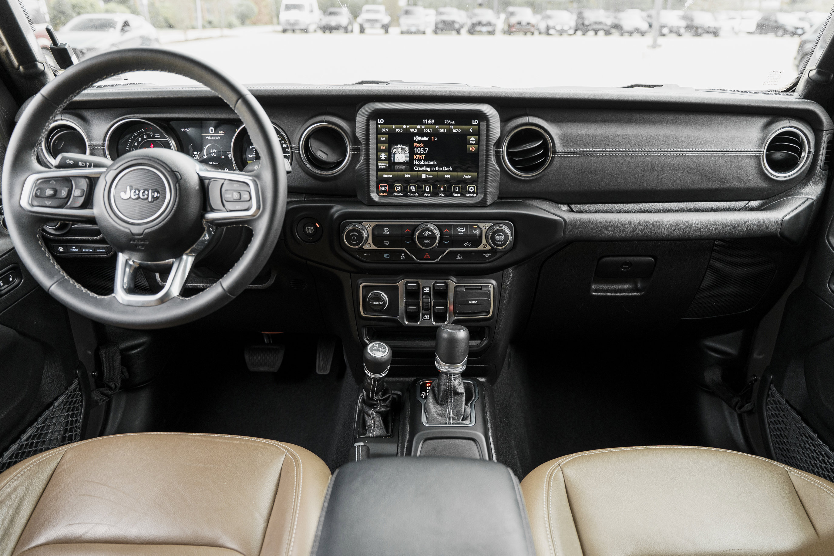 Used 2023 Jeep Wrangler Sahara image 8