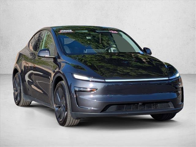 Used 2026 Tesla Model Y Long Range image 3