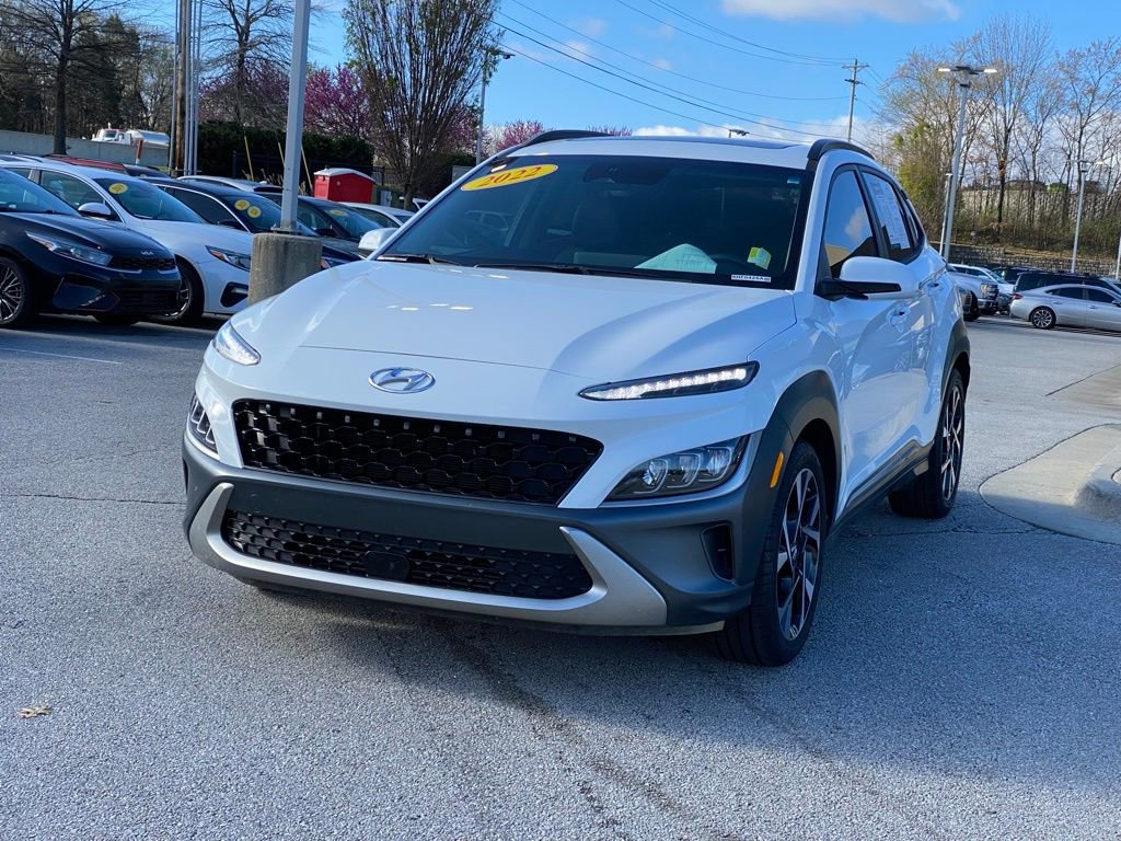 Used 2022 Hyundai Kona Limited image 3