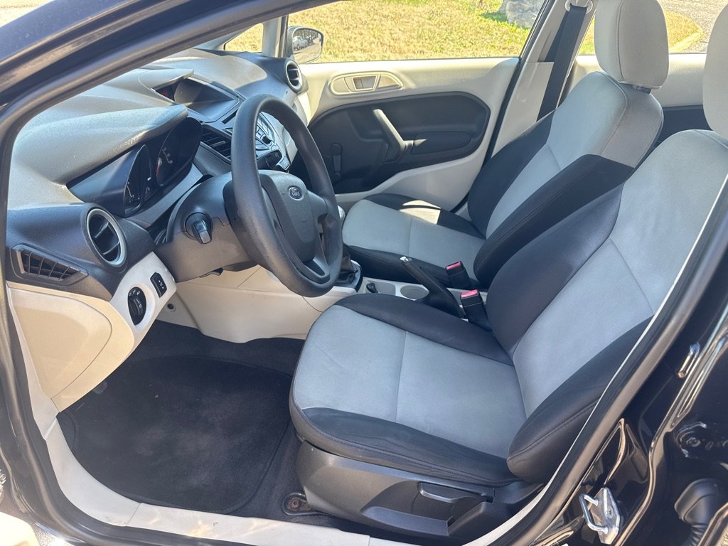 Used 2013 Ford Fiesta S w/ Convenience Pkg FWD image 22