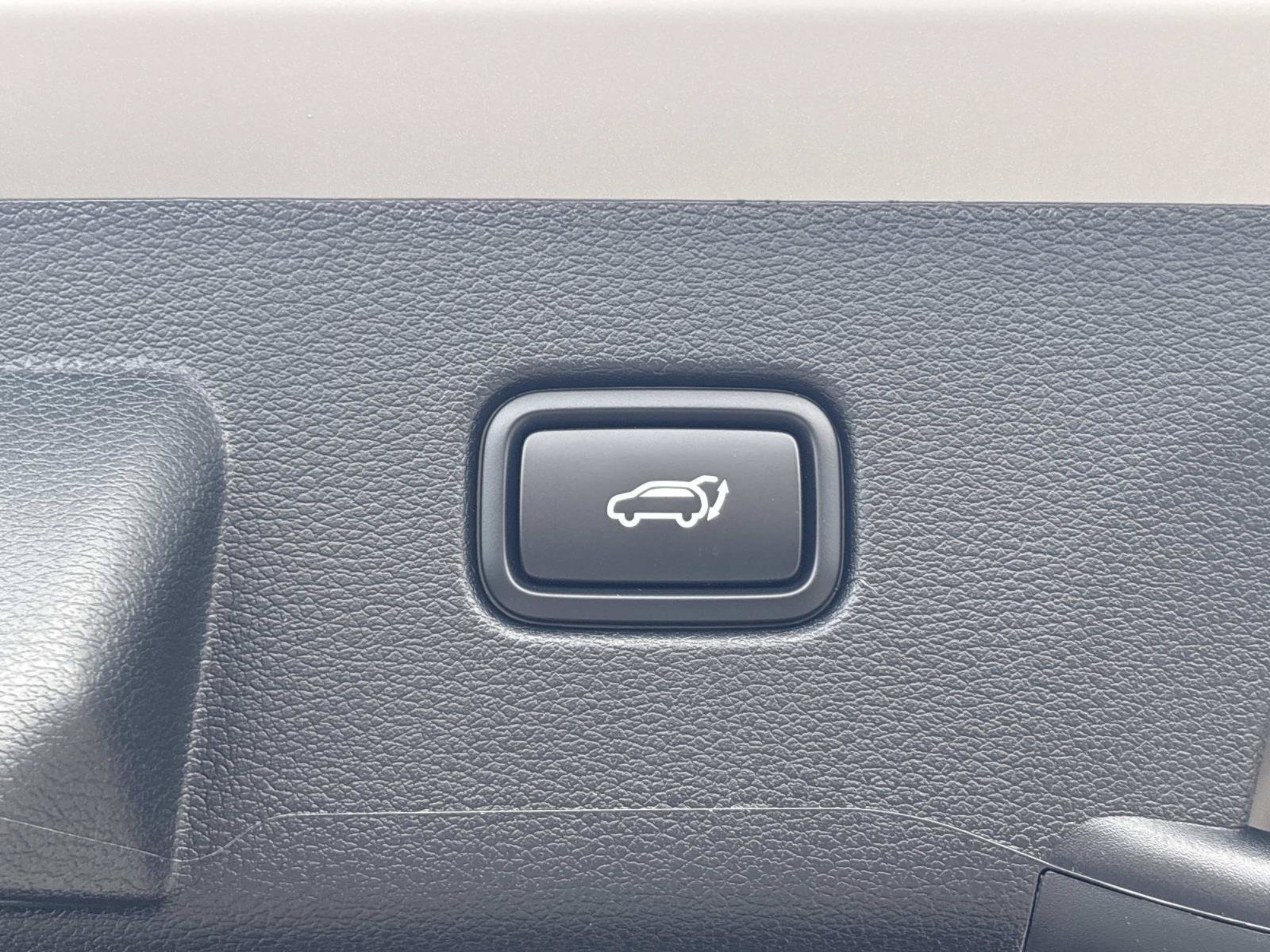 New 2027 Kia Sportage SX FWD image 10