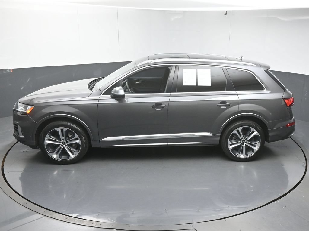 Used 2022 Audi Q7 3.0T Premium Plus w/ Premium Plus Package AWD/4WD image 46