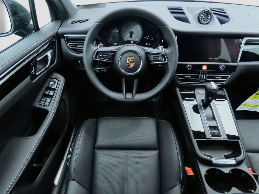 Used 2025 Porsche Macan S AWD/4WD image 12
