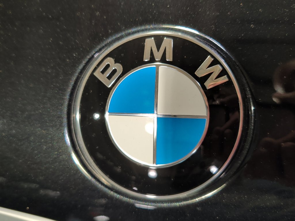 Certified 2025 BMW ALPINA XB7 AWD/4WD image 10
