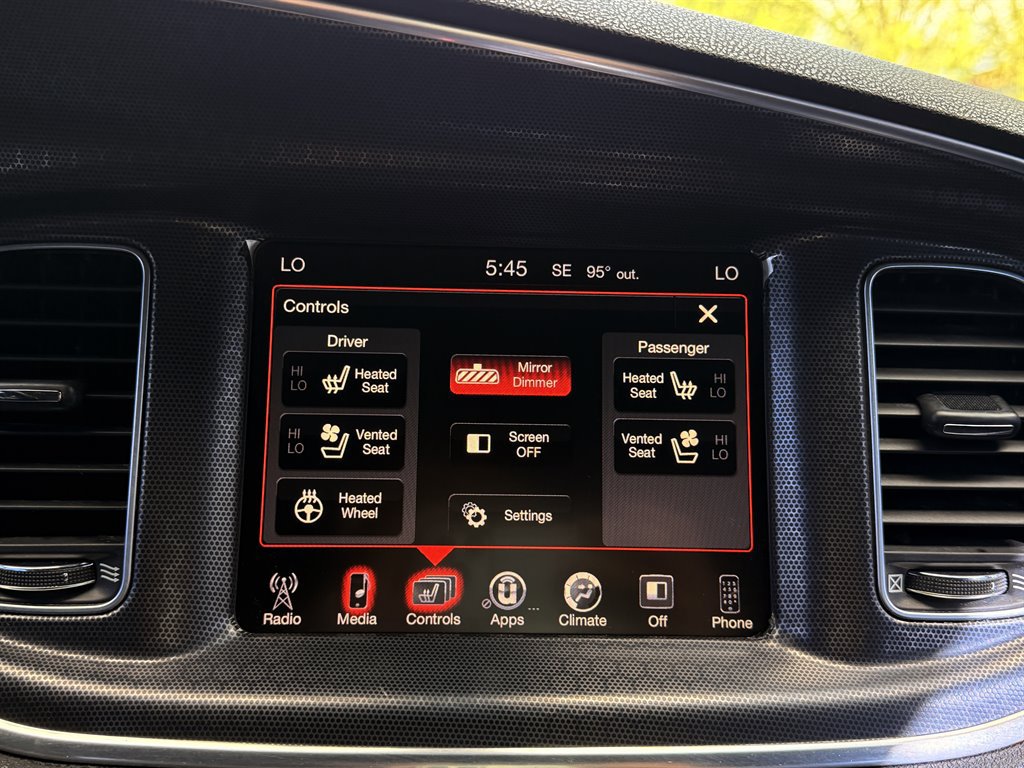 Used 2016 Dodge Charger R/T RWD image 15