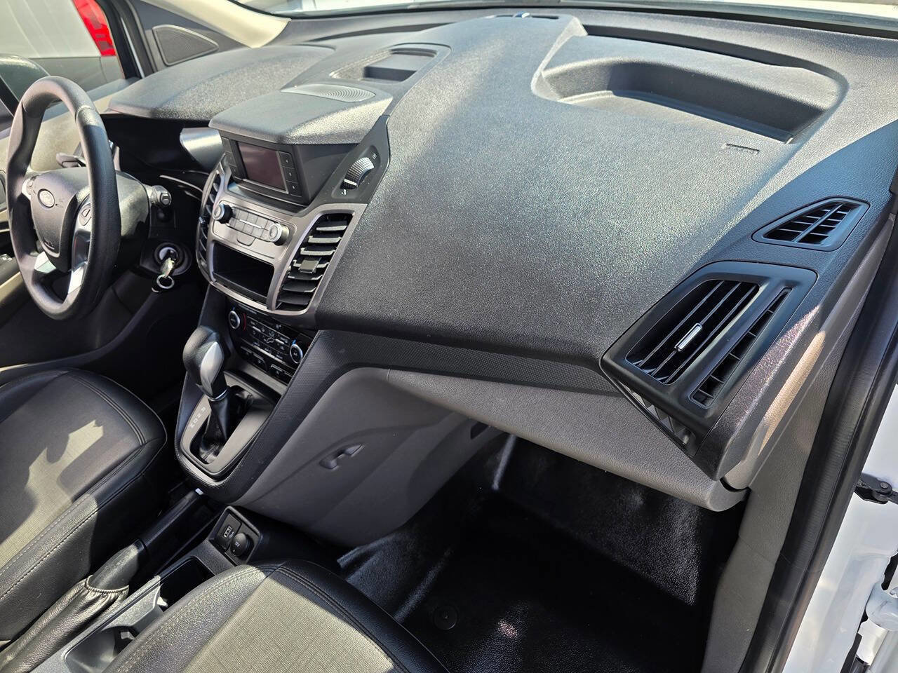 Used 2020 Ford Transit Connect XL image 20