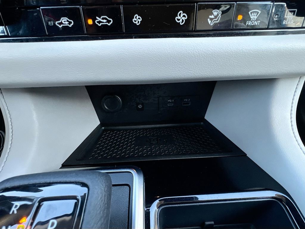 Used 2023 Nissan Pathfinder SL image 23