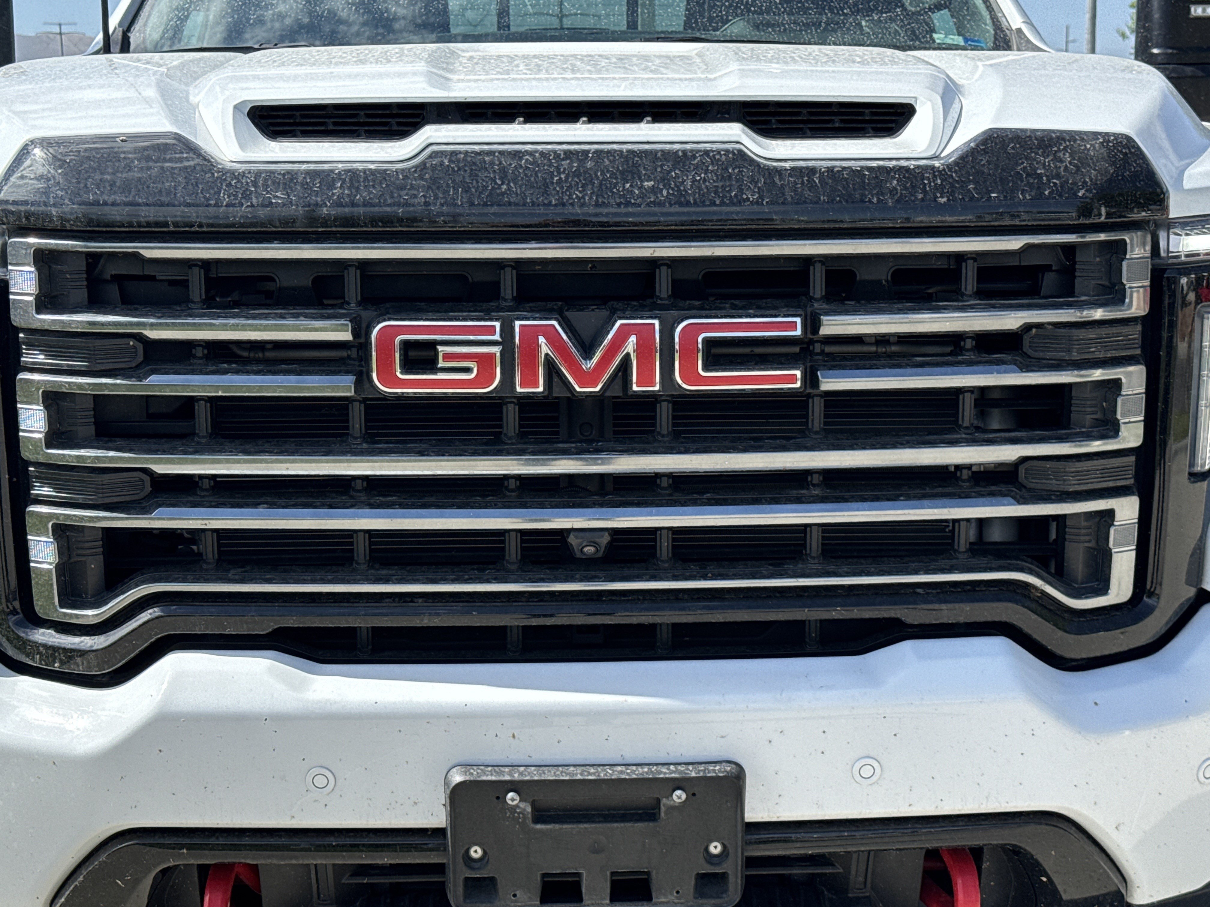 Used 2023 GMC Sierra 2500 AT4 w/ AT4 Preferred Package AWD/4WD image 9