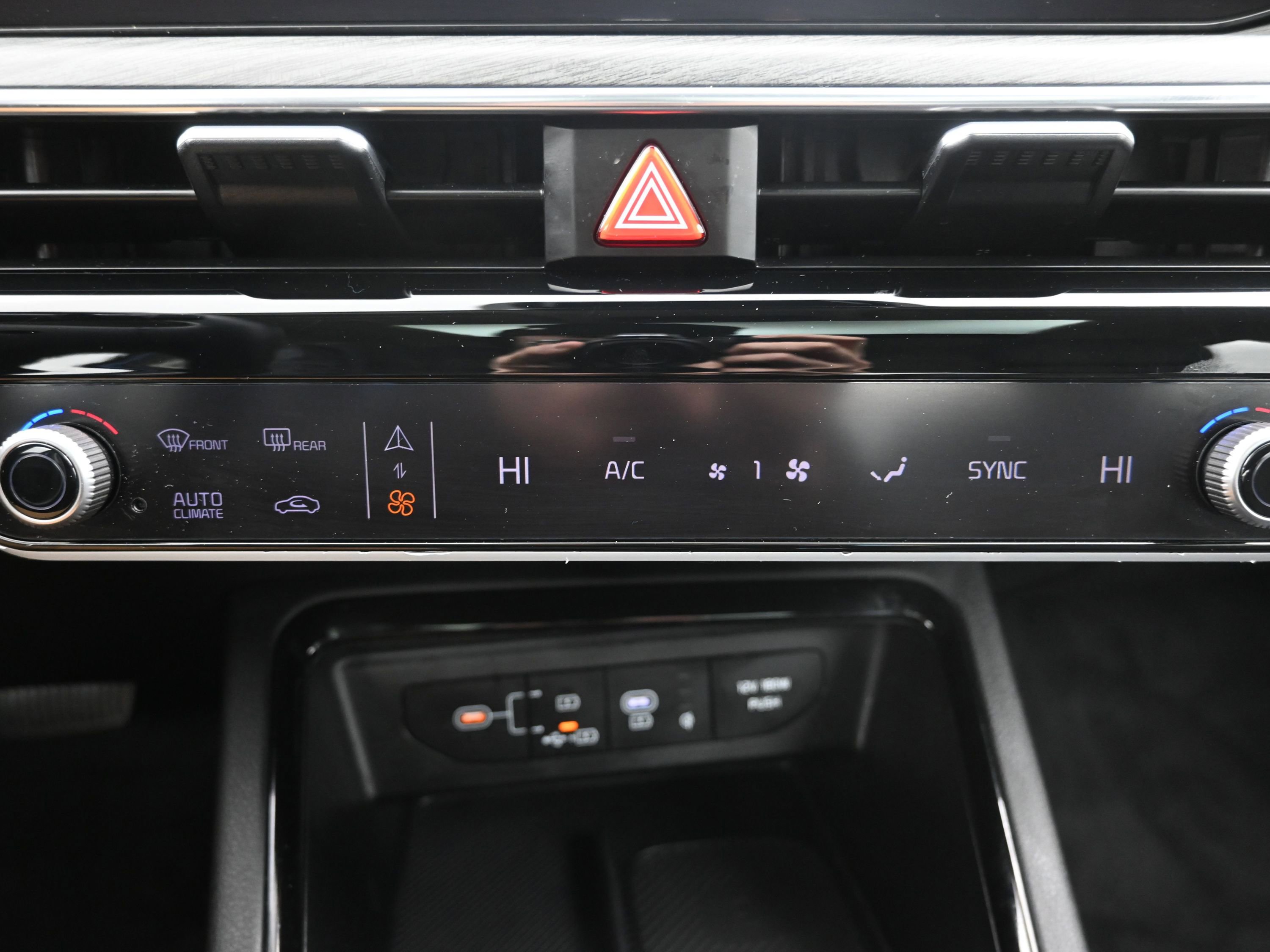 Used 2025 Kia K5 EX image 16