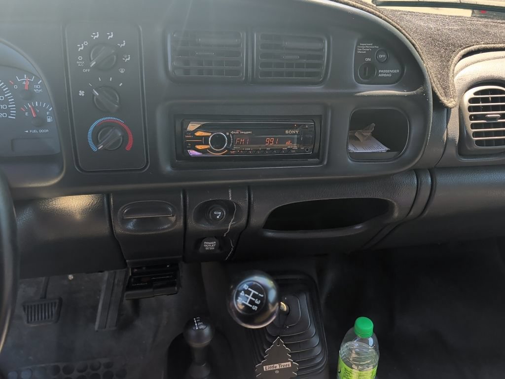 Used 2001 Dodge Ram 1500 Truck 4x4 Regular Cab image 4