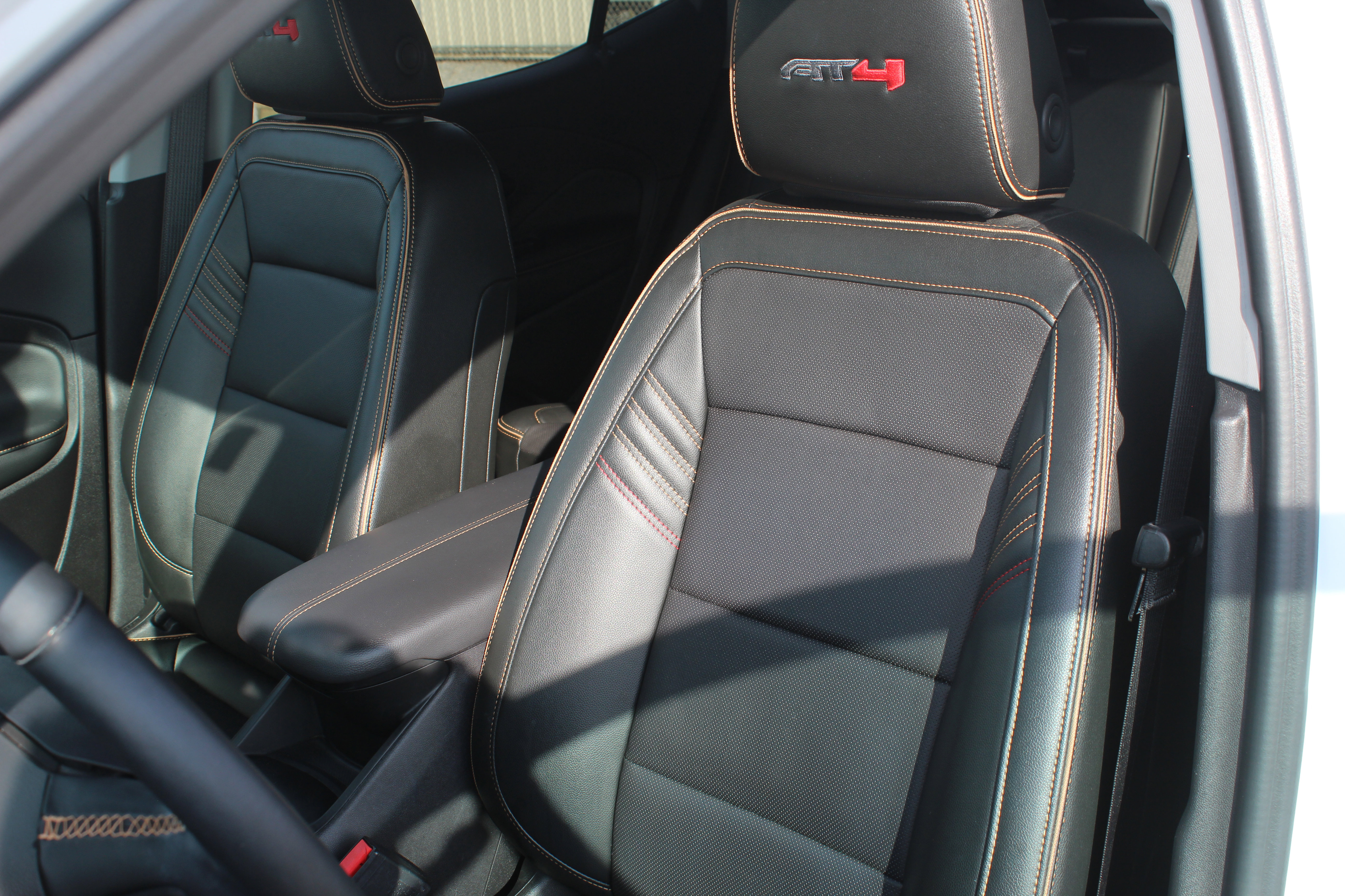 Used 2024 GMC Terrain AT4 image 28