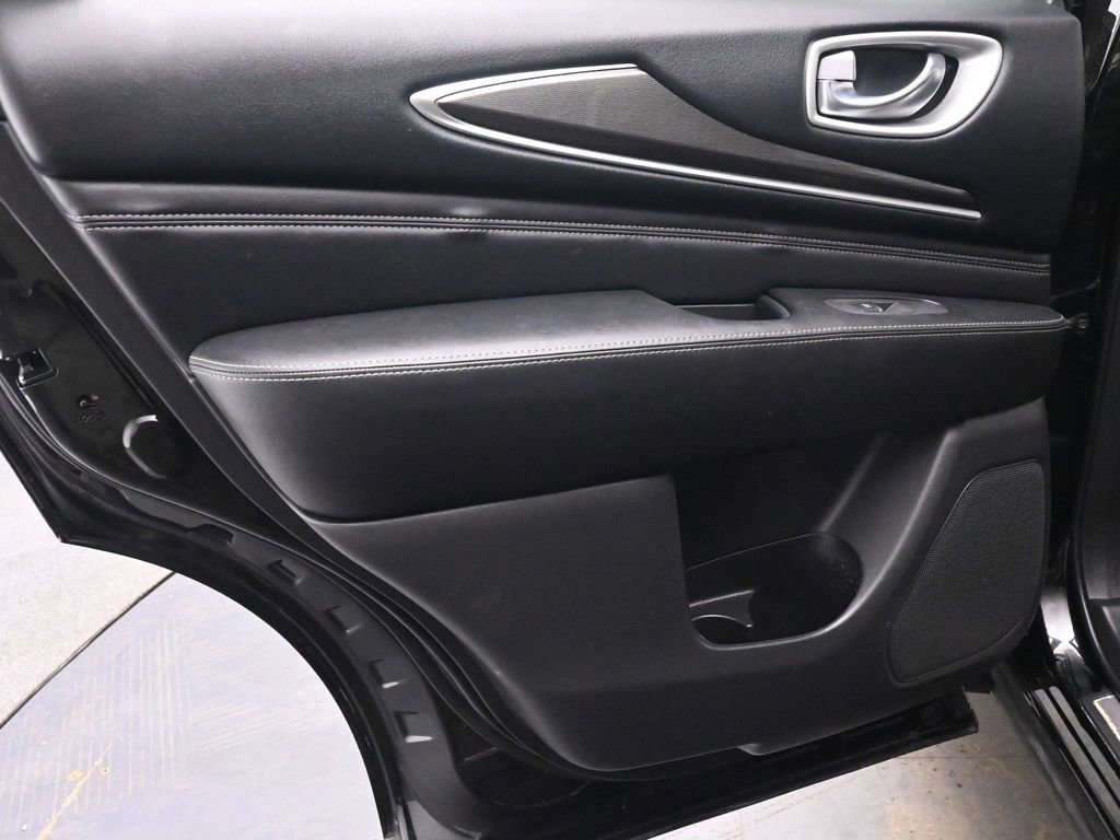 Used 2020 INFINITI QX60 Pure image 13