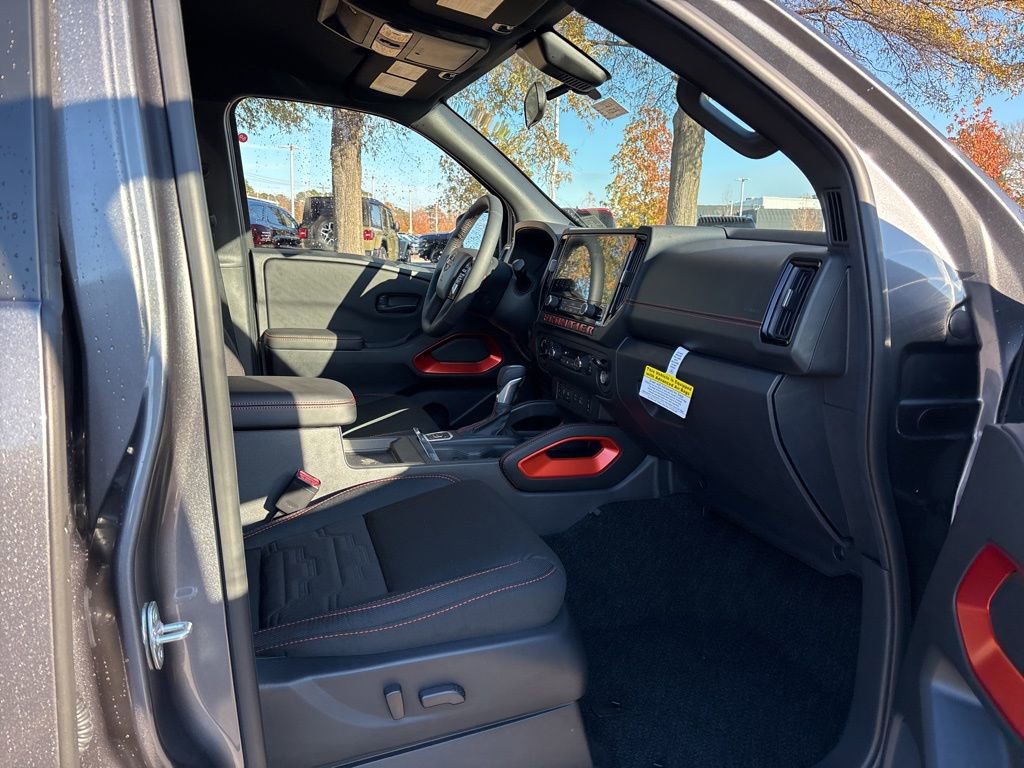 New 2026 Nissan Frontier PRO-4X w/ Tow Package AWD/4WD image 18