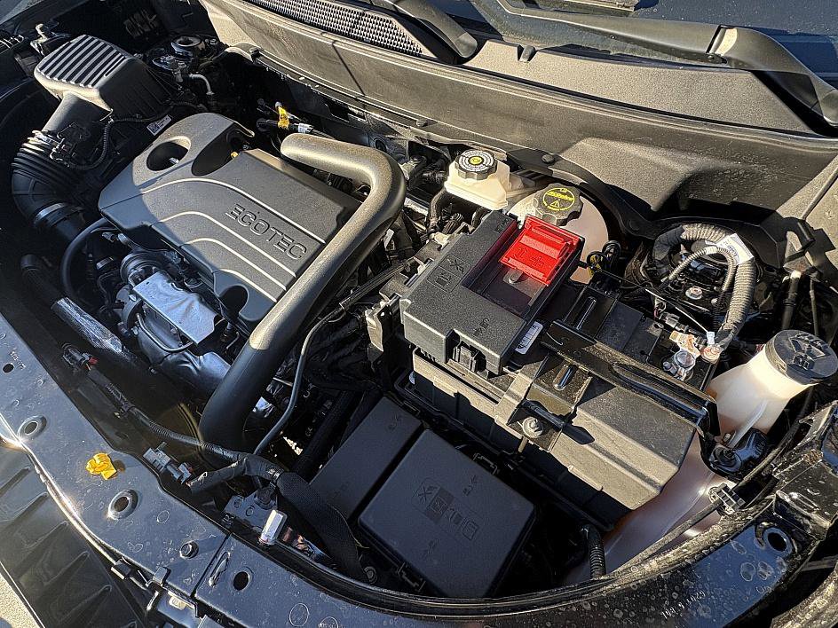 Used 2025 Chevrolet Equinox RS w/ Convenience Package III image 27