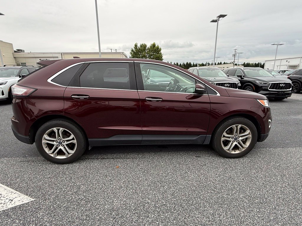 Used 2017 Ford Edge Titanium w/ Technology Package AWD/4WD image 15
