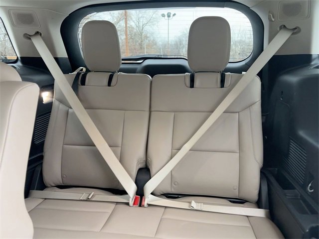 Used 2023 Ford Explorer Limited image 28