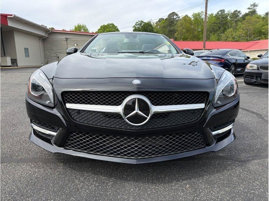 Used 2015 Mercedes-Benz SL 550 image 2
