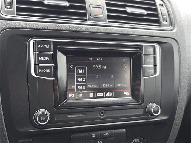 Used 2016 Volkswagen Jetta S image 5