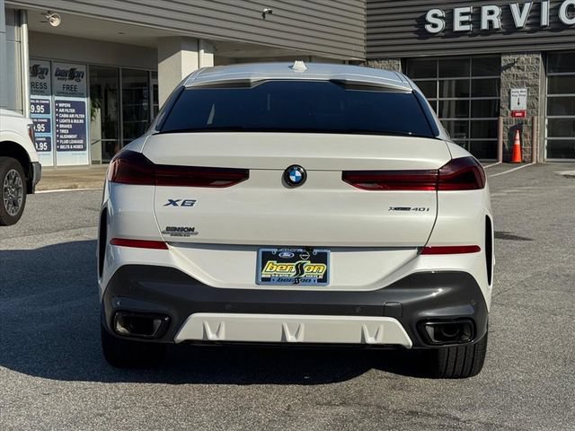 Used 2024 BMW X6 xDrive40i w/ Premium Package AWD/4WD image 4