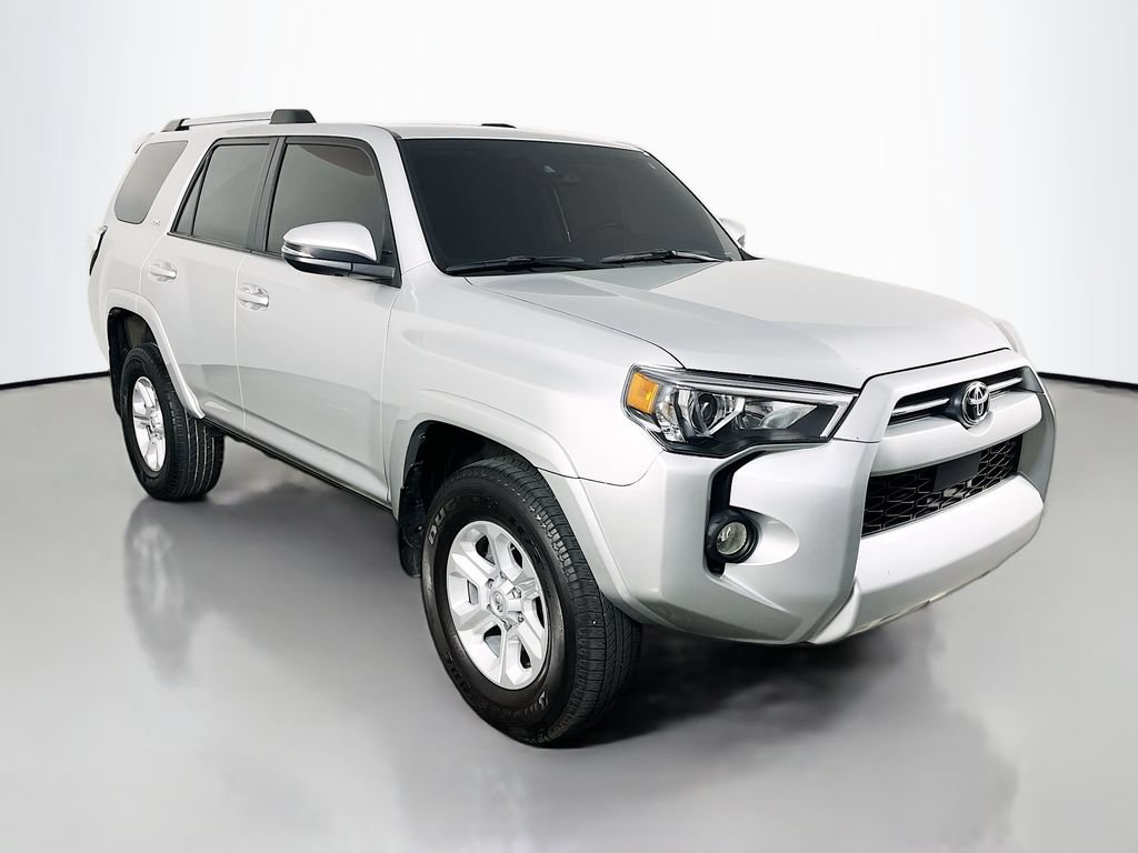 Used 2024 Toyota 4Runner SR5 Premium w/ Moonroof Package AWD/4WD image 4