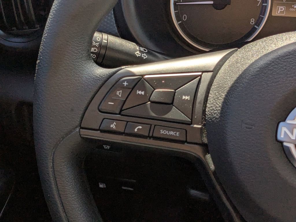 Used 2025 Nissan Kicks Play S image 20