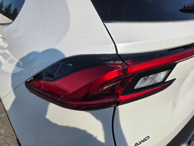 Used 2024 Toyota Grand Highlander AWD image 15