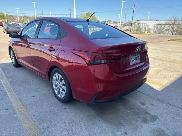 Used 2018 Hyundai Accent SE image 3