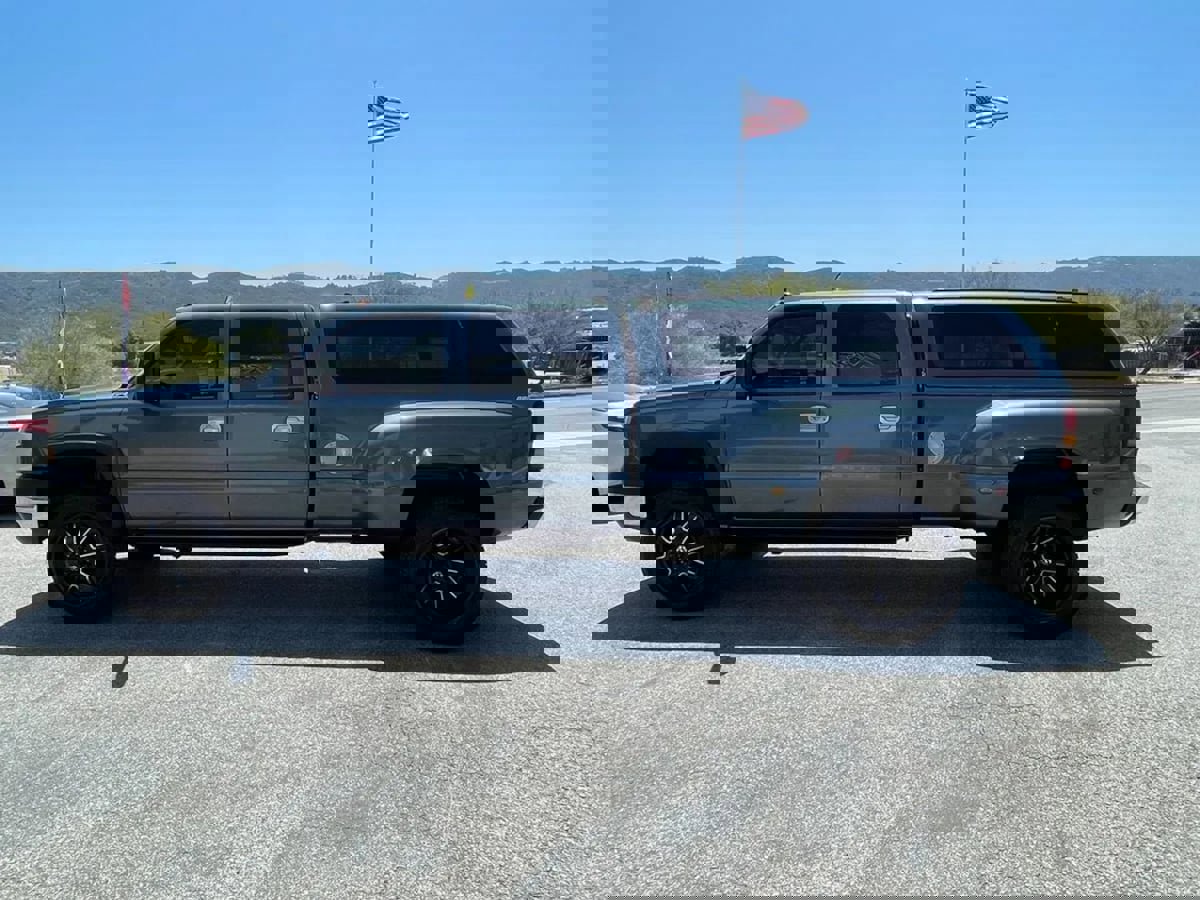 Used 2007 Chevrolet Silverado 3500 LT w/ Heavy-Duty Power Package image 8