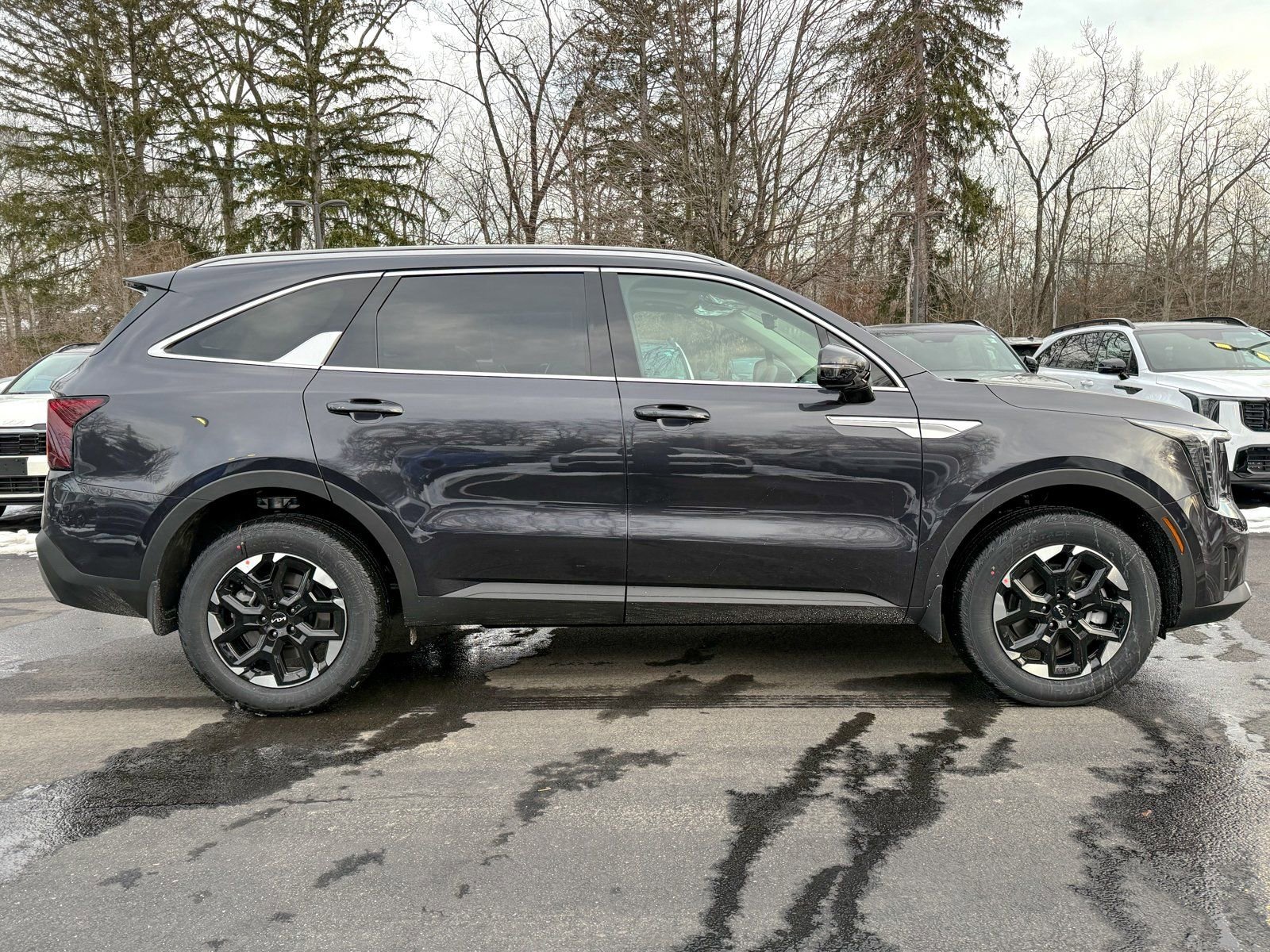New 2026 Kia Sorento S w/ S Panoramic Sunroof Package image 8