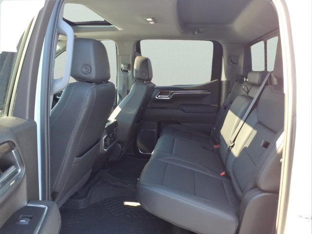 Used 2023 Chevrolet Silverado 1500 LTZ w/ LTZ Premium Package AWD/4WD image 10