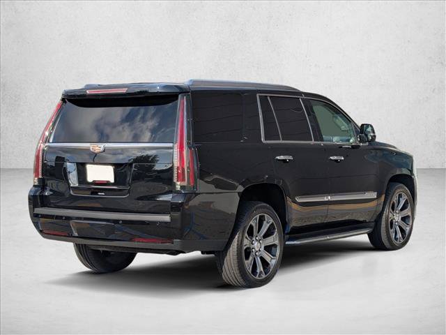 Used 2016 Cadillac Escalade Luxury AWD/4WD image 5