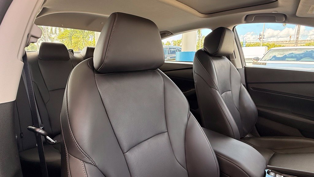Used 2023 Honda Accord EX-L image 10