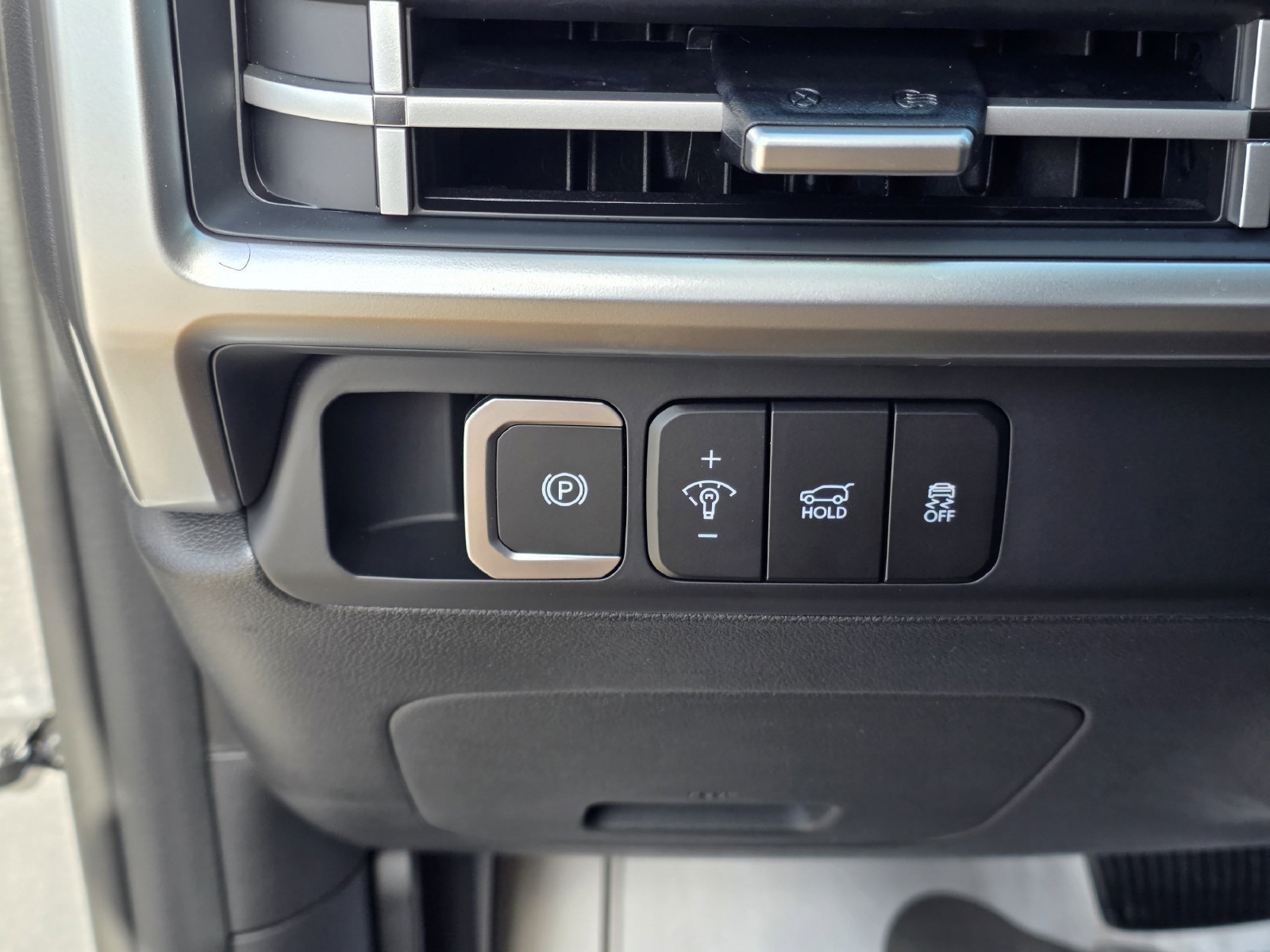 New 2026 Hyundai Santa Fe SE FWD image 19