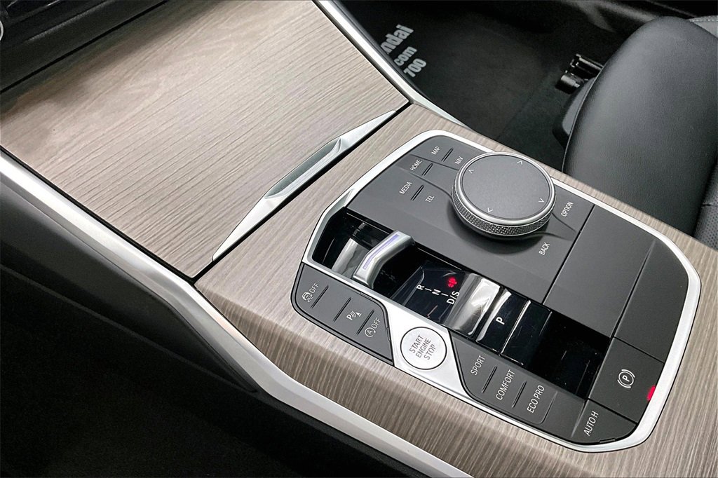 Used 2025 BMW 330i xDrive 330i xDrive image 14