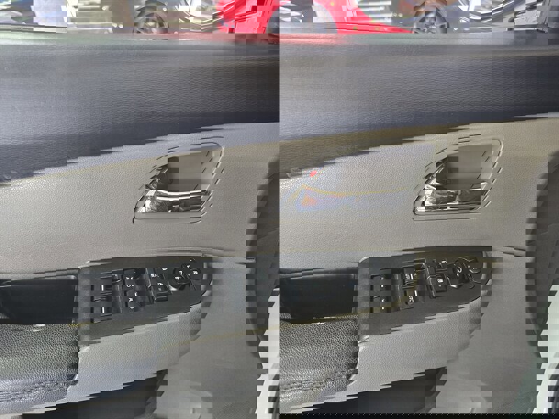 Used 2015 Honda Odyssey EX-L image 18