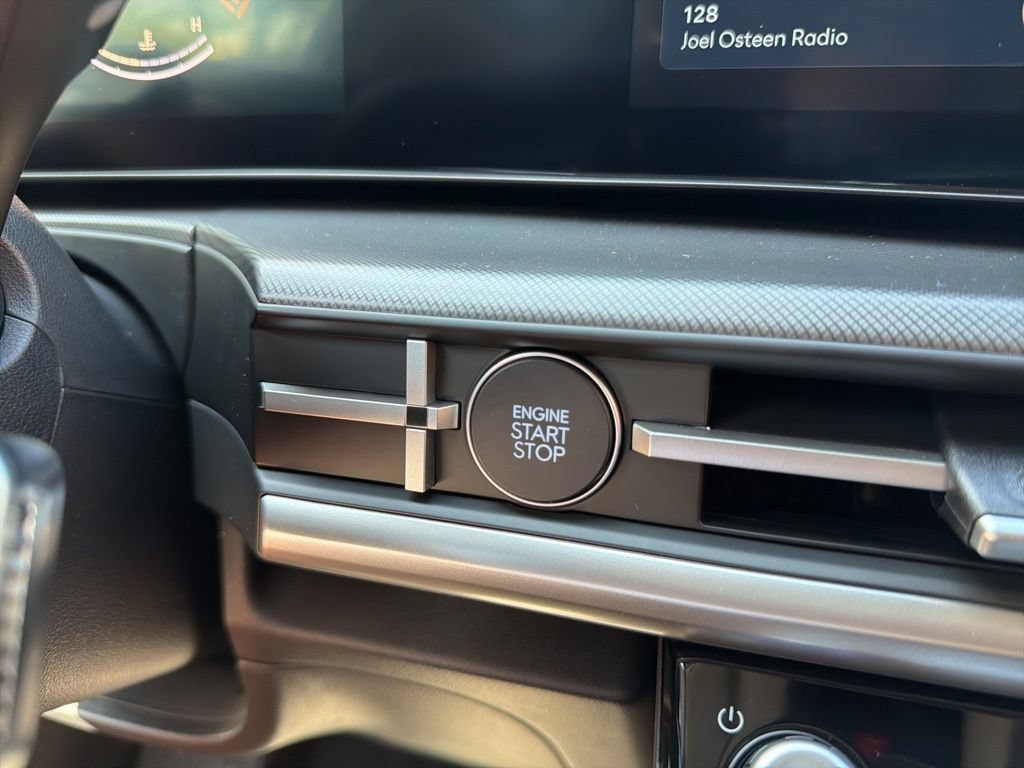New 2026 Hyundai Santa Fe SEL AWD/4WD image 39