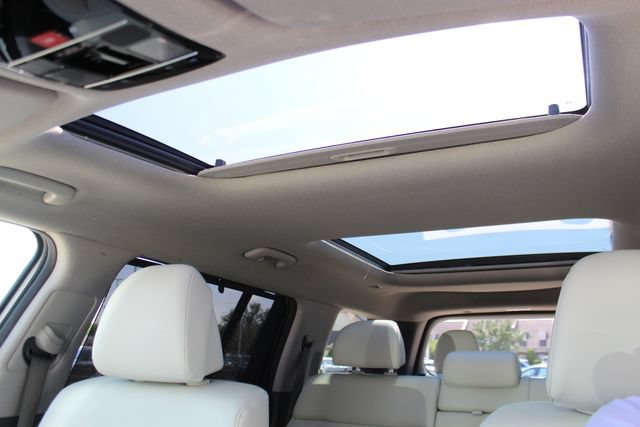 Used 2025 Hyundai Santa Fe Limited AWD/4WD image 27
