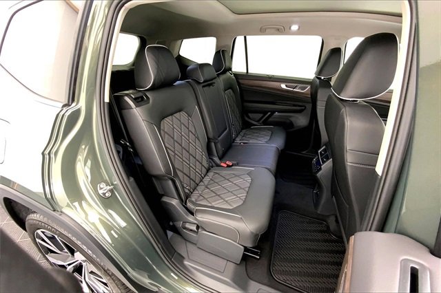 New 2026 Volkswagen Atlas SEL Premium R-Line image 10