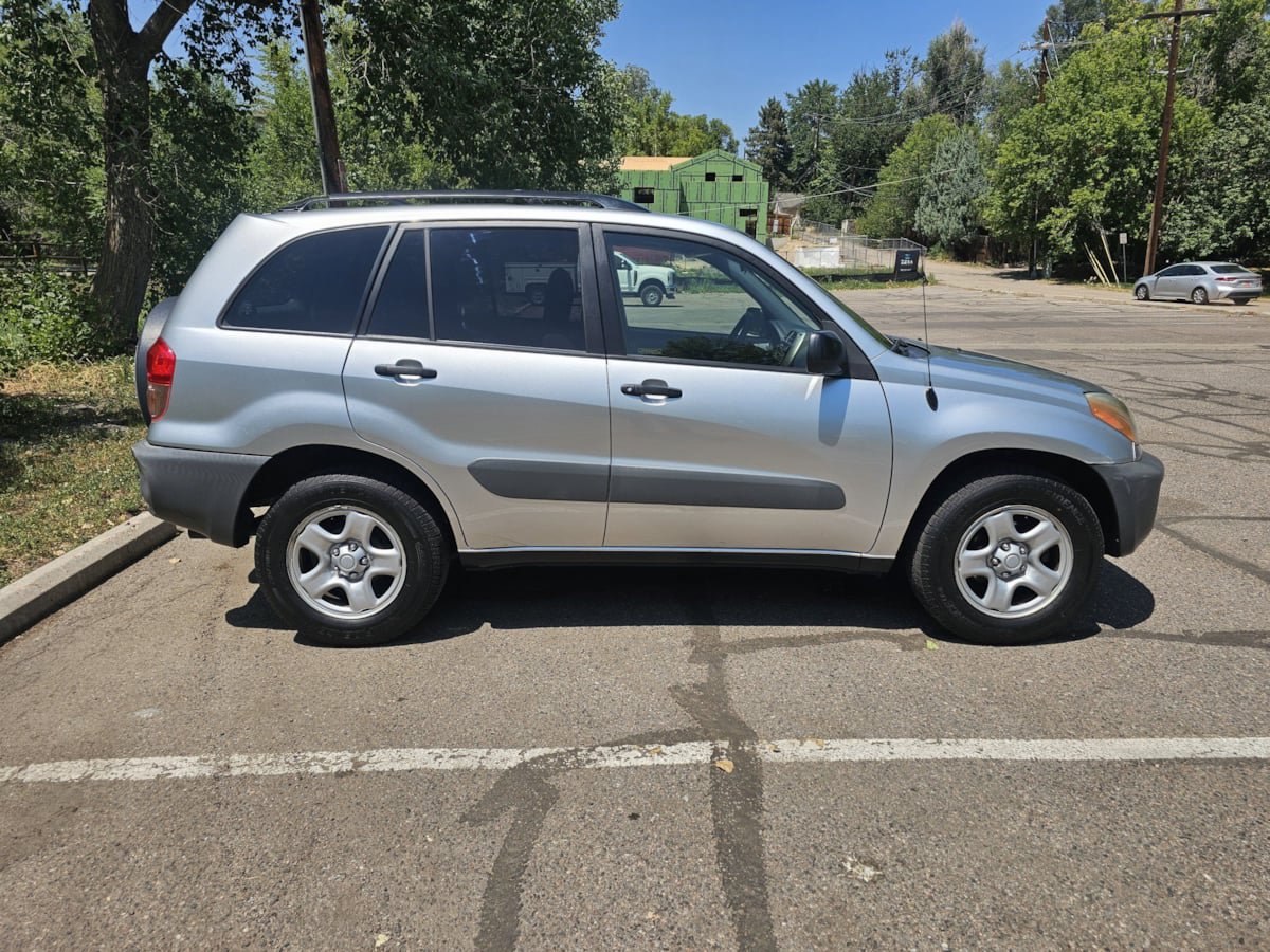 Used 2001 Toyota RAV4 2WD image 6