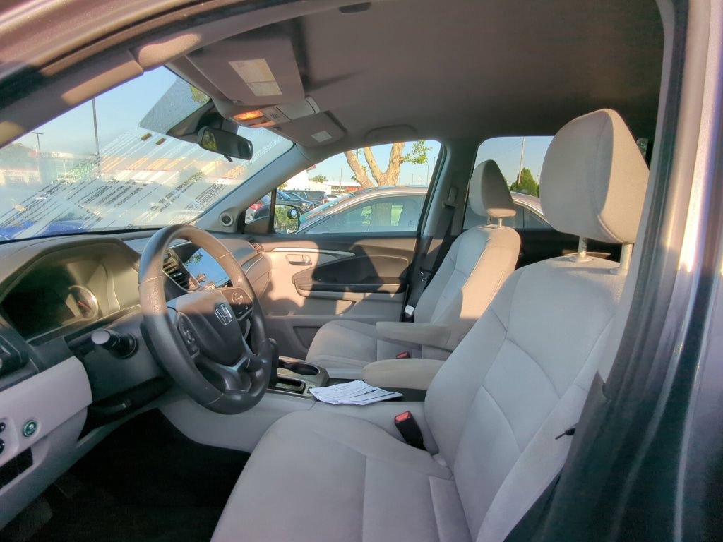 Used 2020 Honda Pilot EX image 6