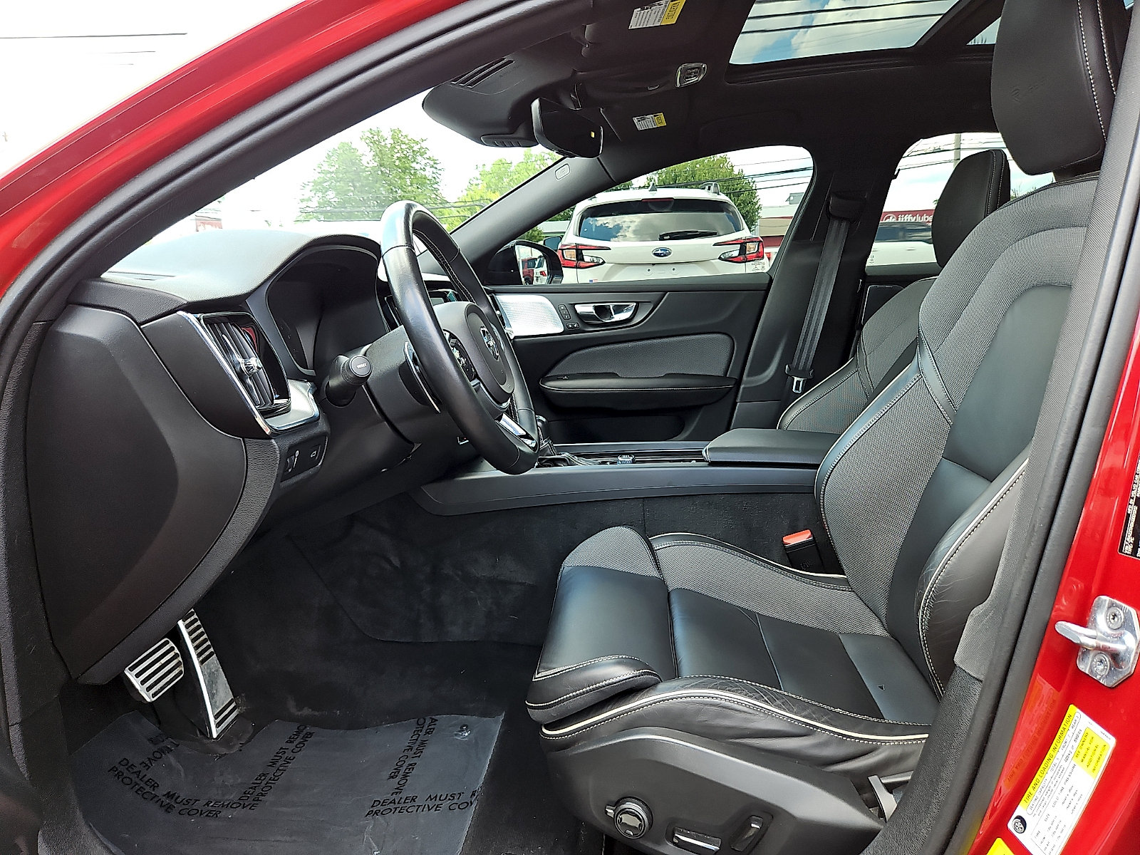 Used 2019 Volvo S60 T6 R-Design AWD/4WD image 14