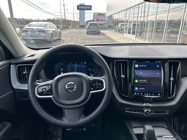 Certified 2025 Volvo XC60 B5 Plus image 17