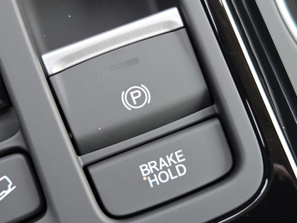 New 2026 Honda Pilot Touring image 9