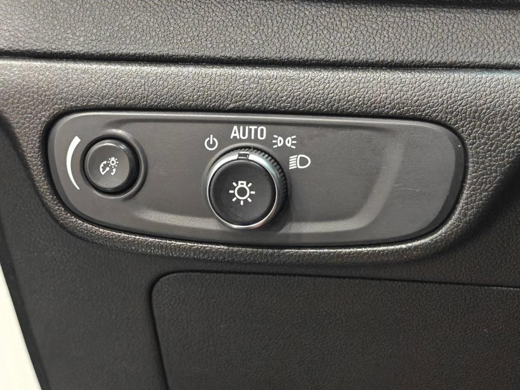 Used 2023 Chevrolet Bolt LT w/ Driver Confidence Package FWD image 41