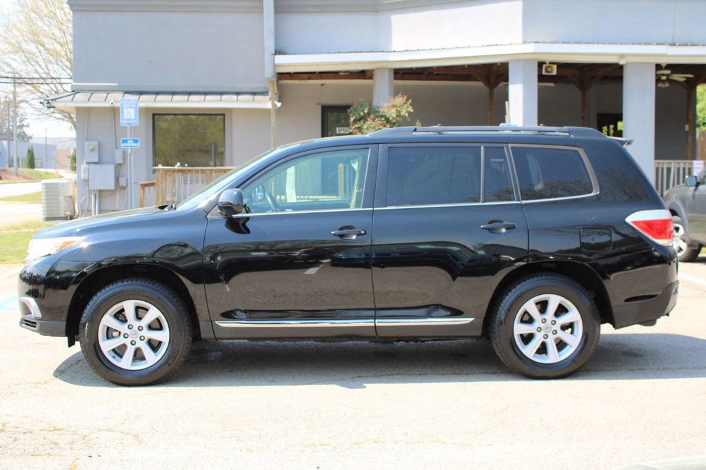 Used 2013 Toyota Highlander SE AWD/4WD image 4