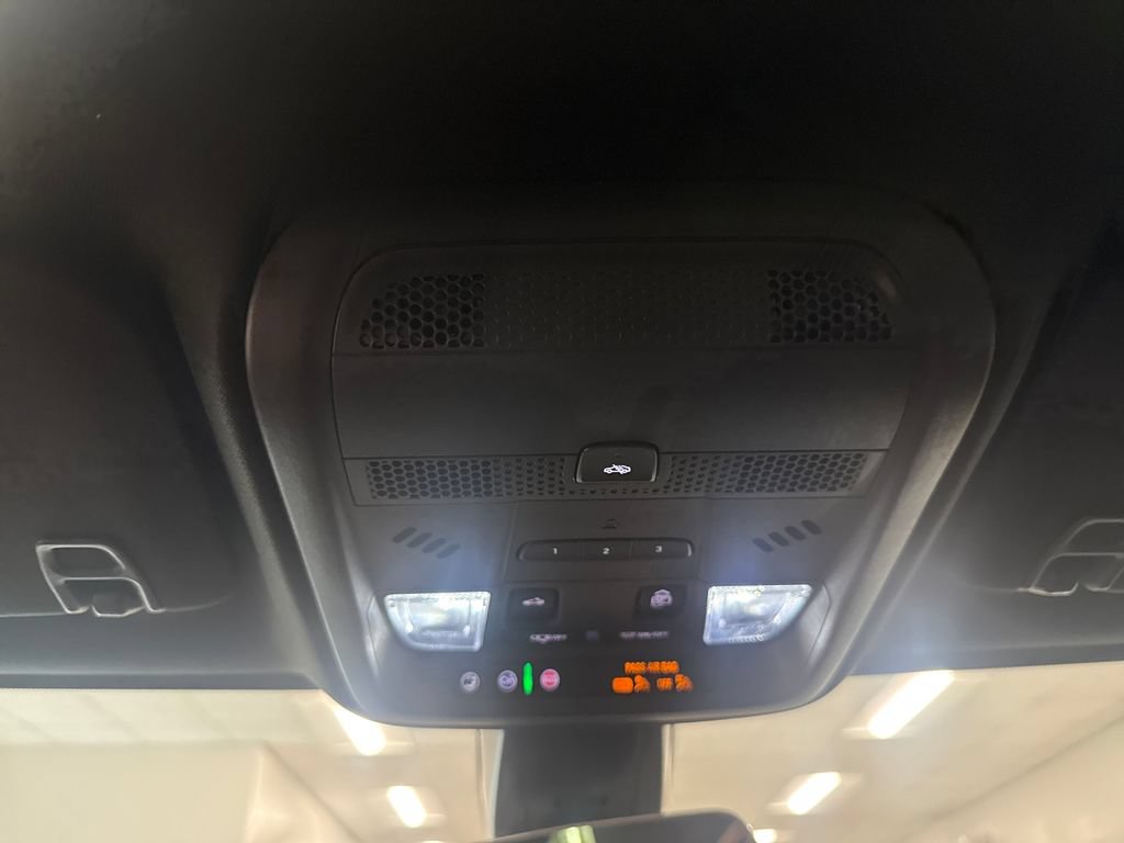 Used 2022 Cadillac XT5 Premium Luxury FWD image 16