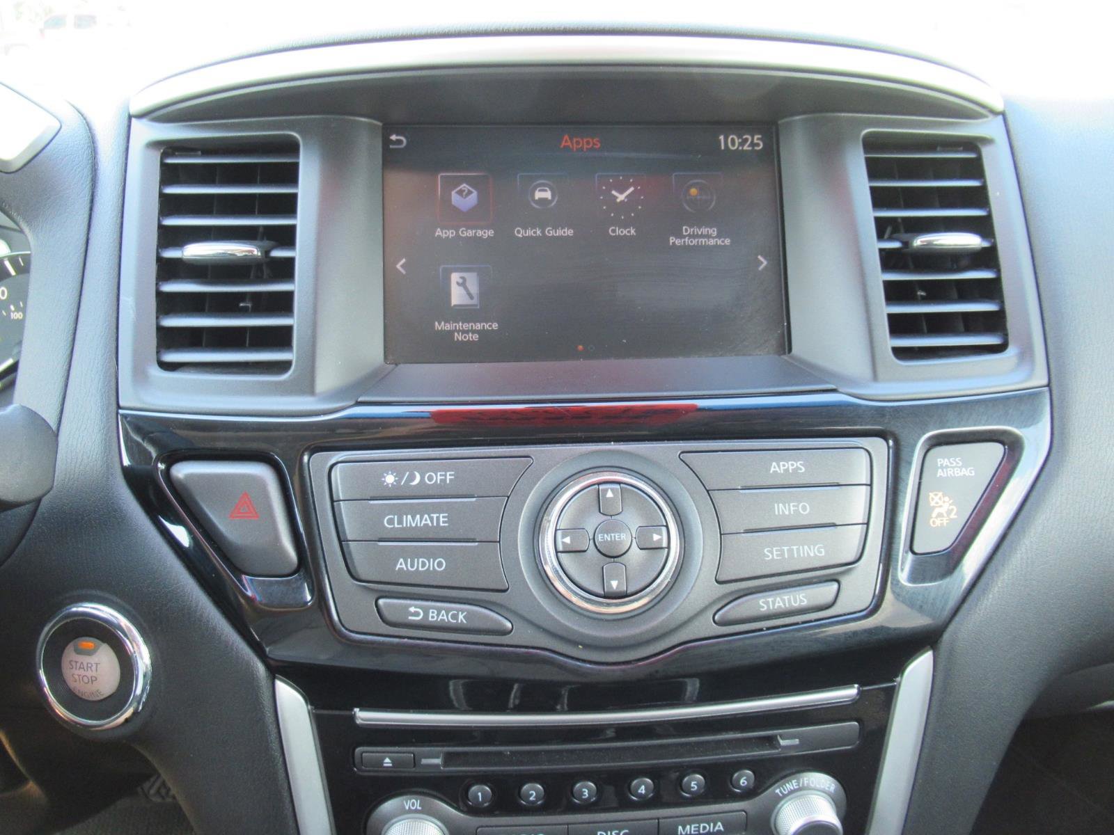 Used 2017 Nissan Pathfinder SV AWD/4WD image 26