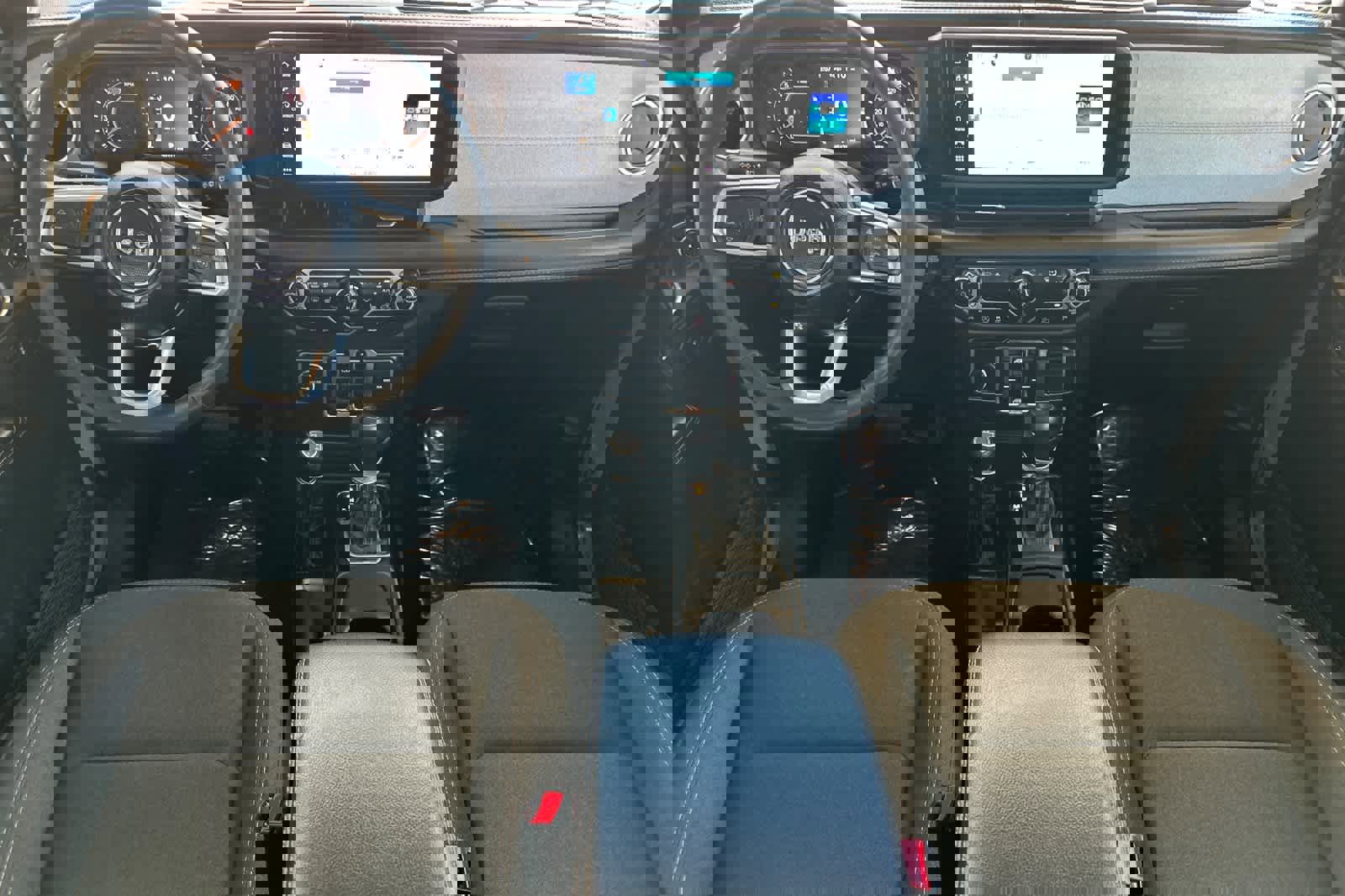 Used 2024 Jeep Wrangler Sahara image 12